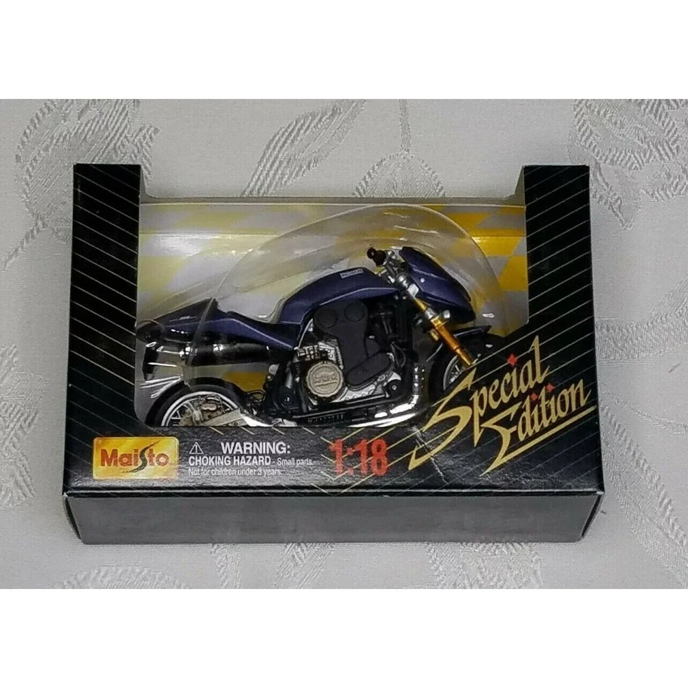 Maisto 1:18 Special Edition Gray Munch Motorcycle Vintage New In Package VHTF